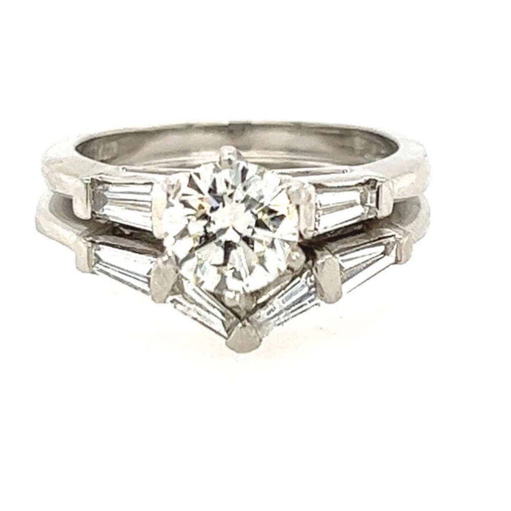 Exquisite vintage platinum and diamond bridal set. 2.00 cts VVS l-m size 6 1/2